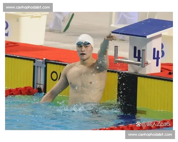 孙杨奥运会经典赛段回顾 展现拼搏精神与竞技巅峰时刻